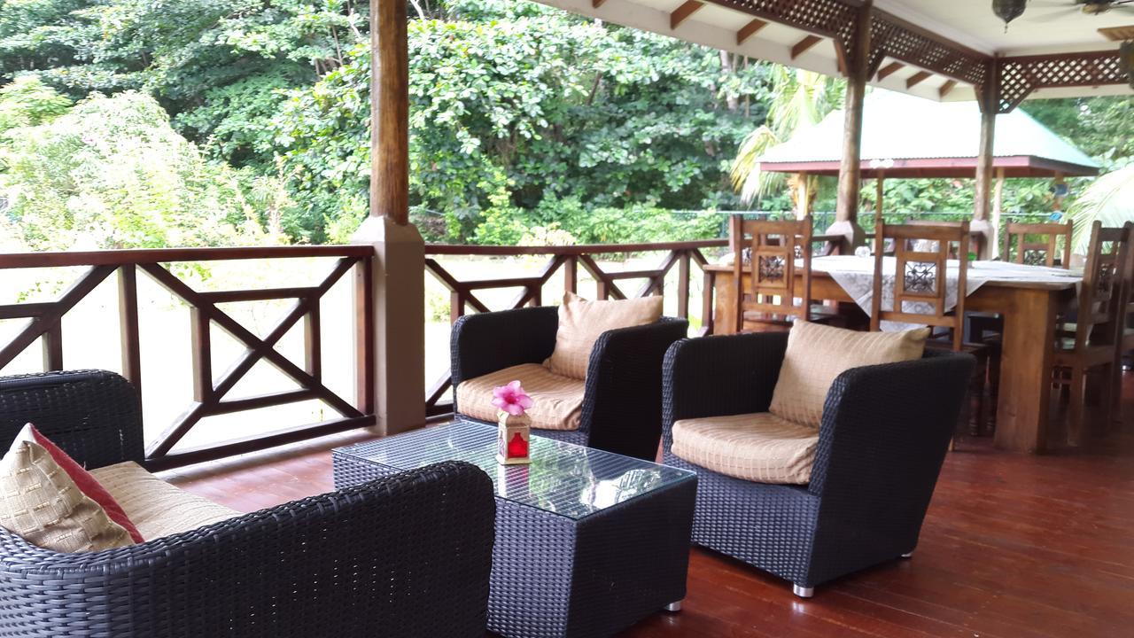Paodise Guesthouse ลาดิก ภายนอก รูปภาพ